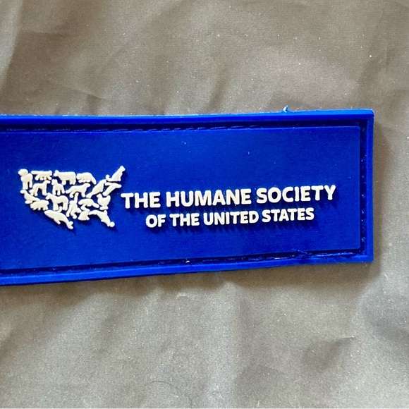 XL Dog Rain Jacket with Reflective Back - Picture 8 of 9